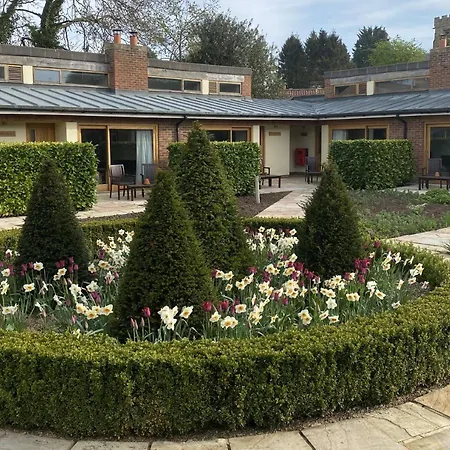 Inn The Carpenters Arms 5*