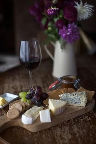 Inn The Carpenters Arms 5*